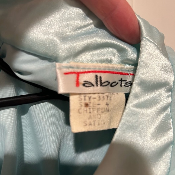 Talbots chiffon and satin blouse - Picture 4 of 10